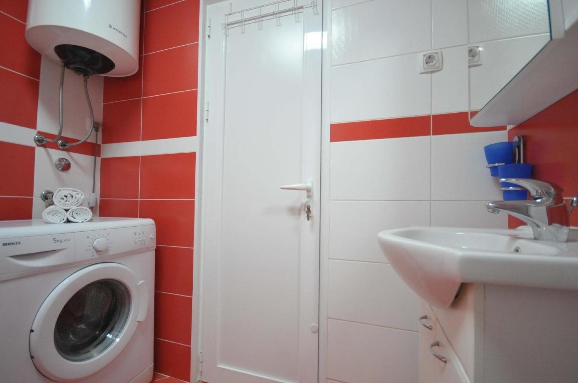 Ferienwohnung Fuer 4 Personen Ca 55 M In Budva, Adriakueste Montenegro Kueste Um 布德瓦 外观 照片